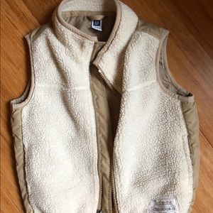 Gap boys vest